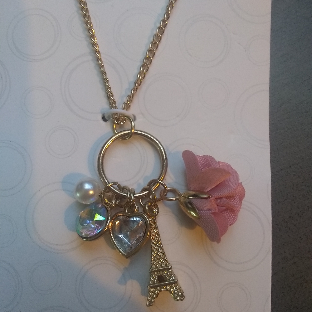 Paris necklace and earrings set